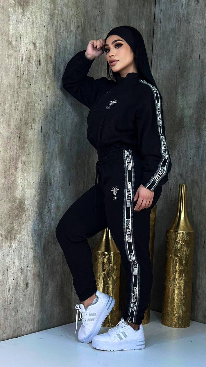 Trendy Embroidered Sweatshirt and Jogger Pants Casual Sports Suit
