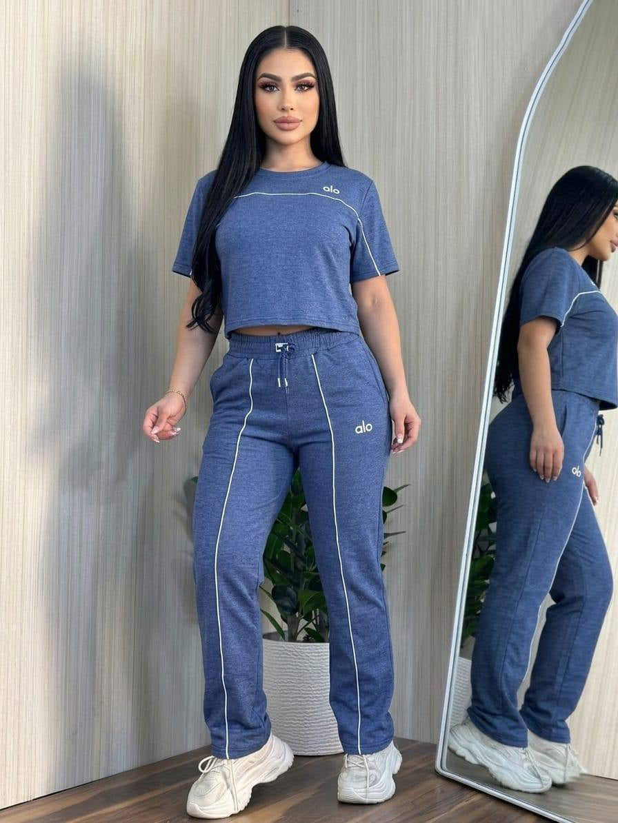 Embroidered Letter Simple Short-sleeved Wide-leg Pants Casual Sportswear Set