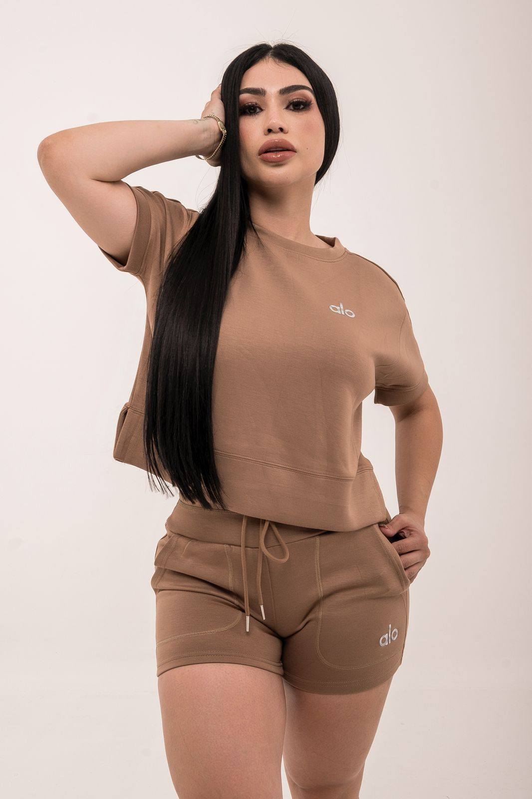 Solid Color Comfortable Crew Neck Short-sleeved Tie-up Shorts Casual Set