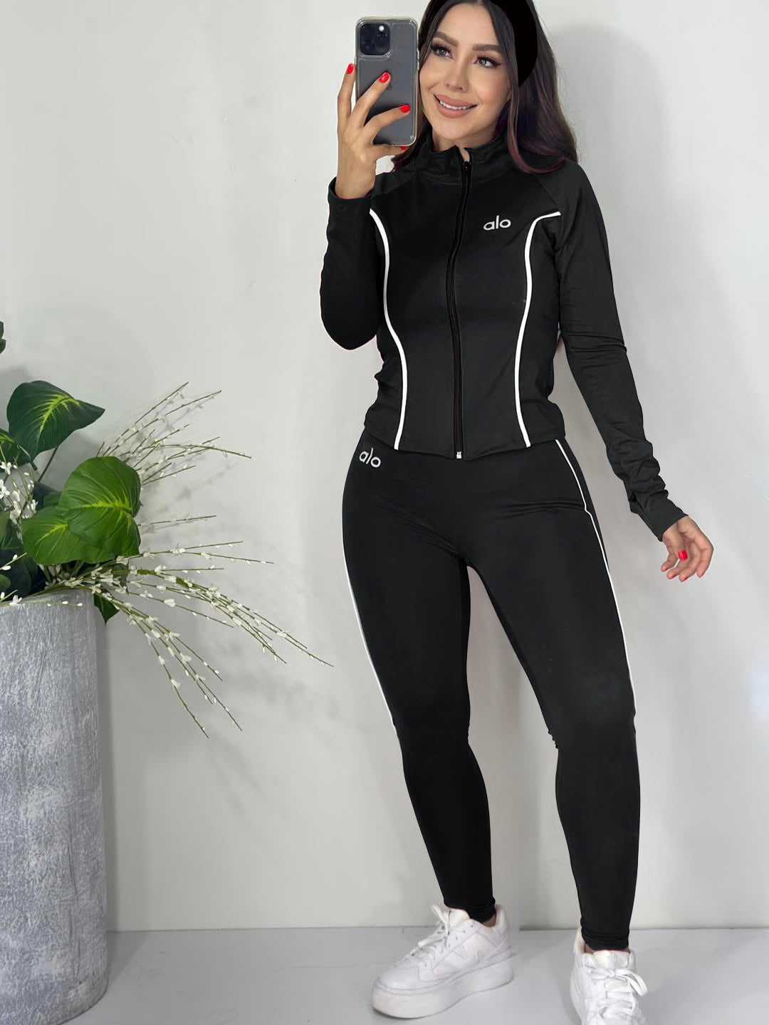 Contrast Color Fashionable High Elastic Casual Running Sports Three-piece Suit
