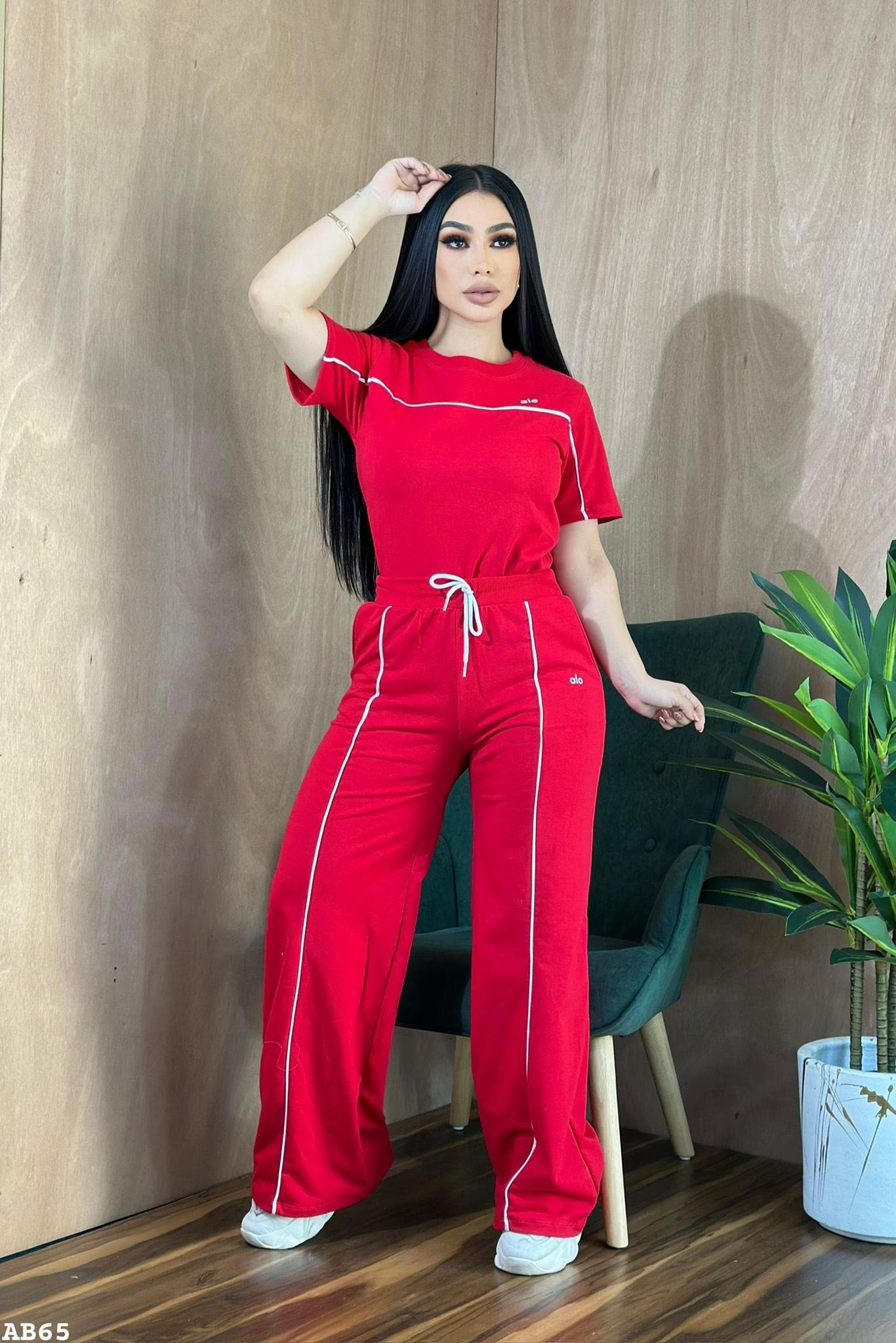 Embroidered Letter Simple Short-sleeved Wide-leg Pants Casual Sportswear Set