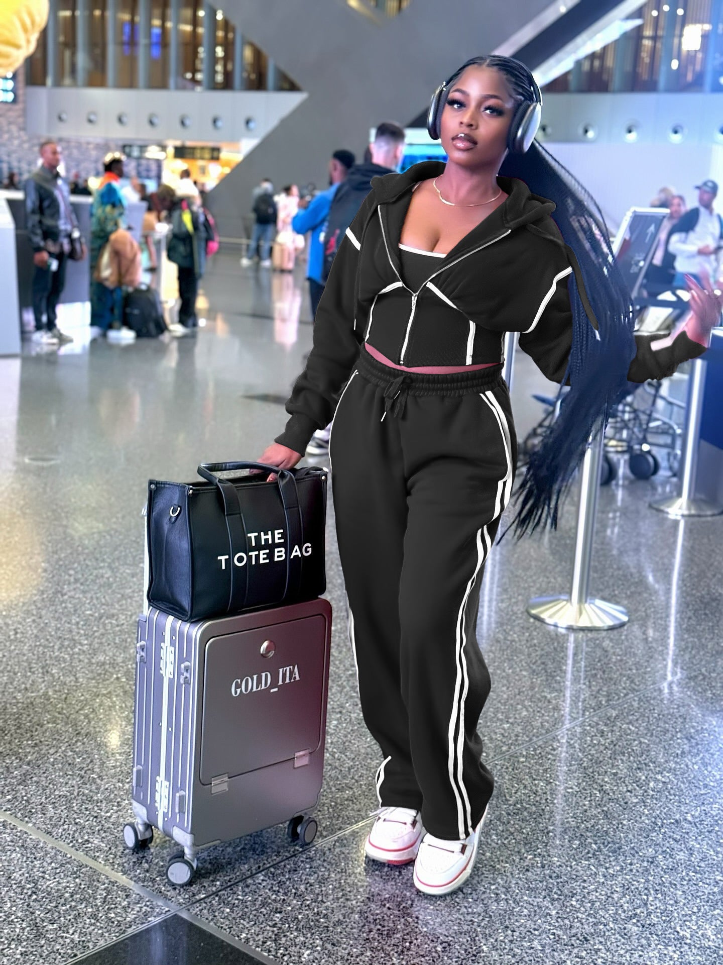 Fashionable Patchwork Hooded Sweatshirt Sports Casual Three-piece Suit