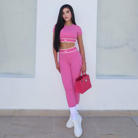 Simple Sweat-wicking Vest and Trousers Yoga Fitness Workout Set