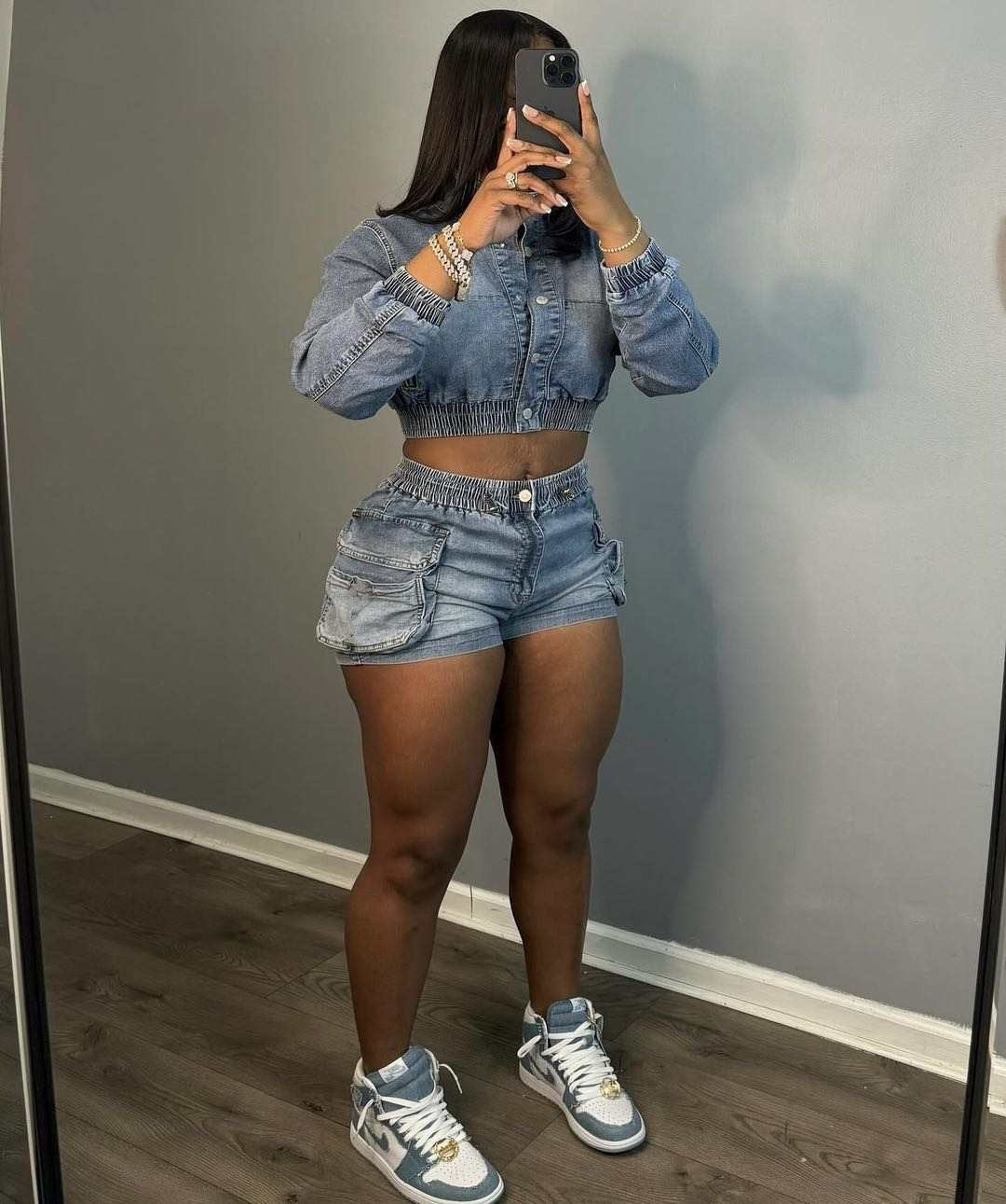 Fashion Slim Stretch Denim Shorts + Long-sleeved Top Set