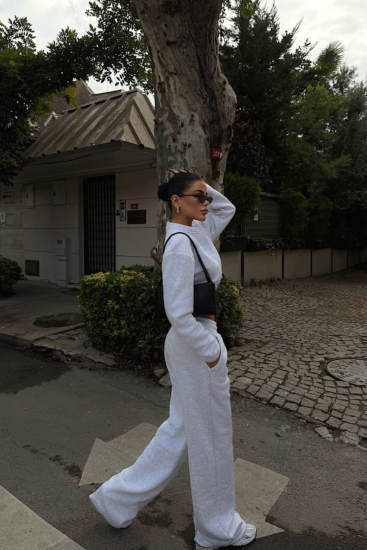 Stylish Solid Color Zip-up Cardigan and Wide-leg Pants Casual Suit