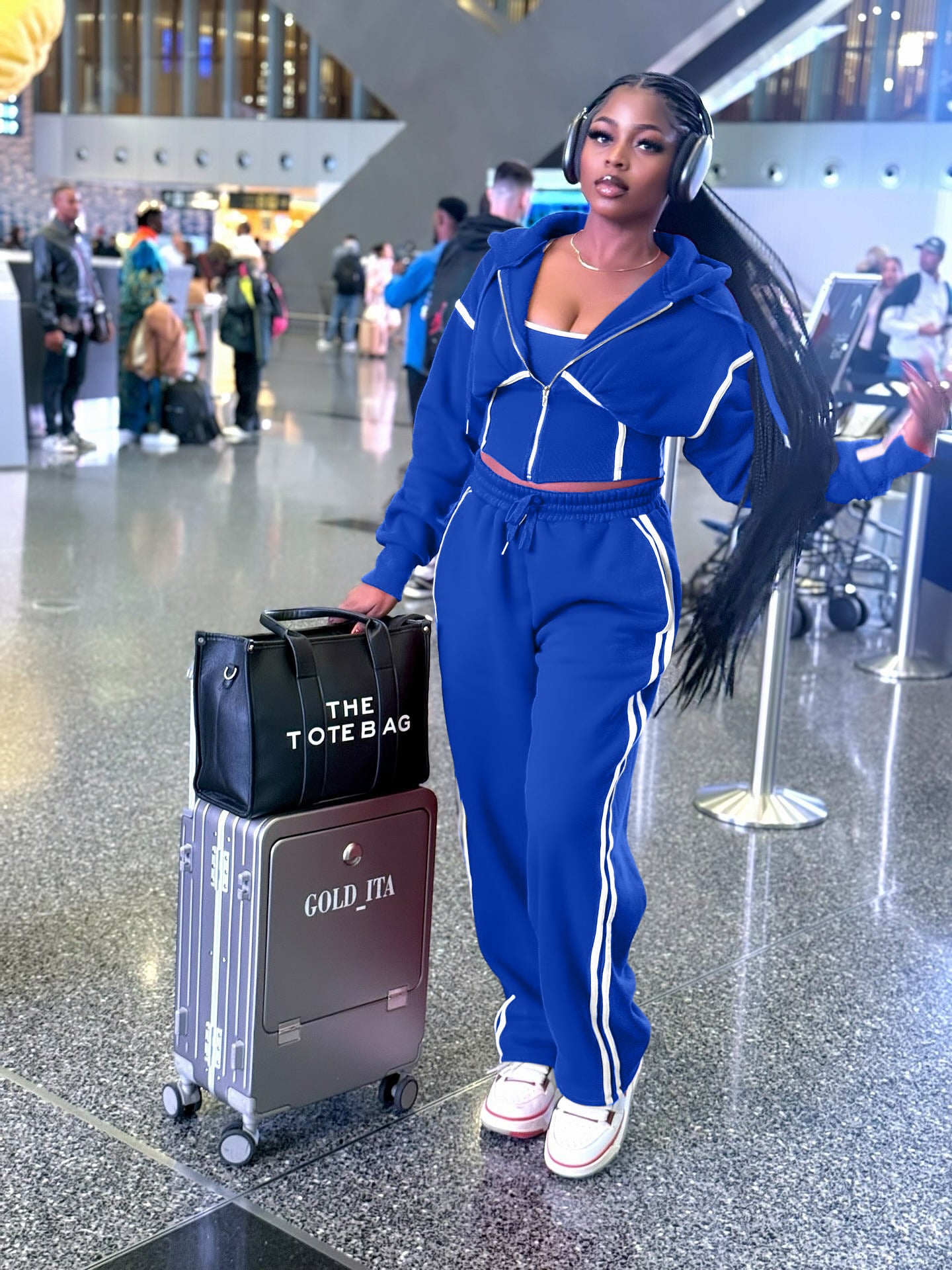 Fashionable Patchwork Hooded Sweatshirt Sports Casual Three-piece Suit