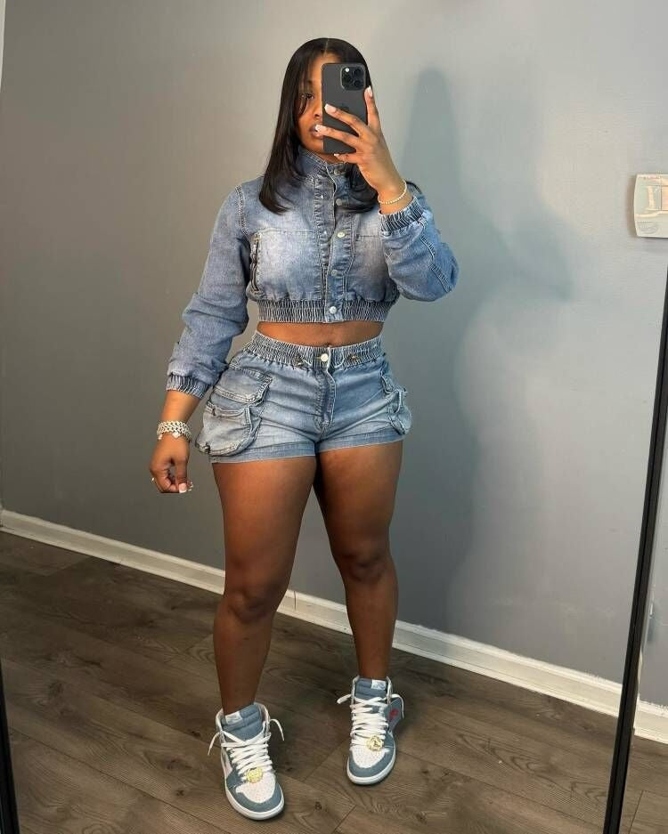 Fashion Slim Stretch Denim Shorts + Long-sleeved Top Set