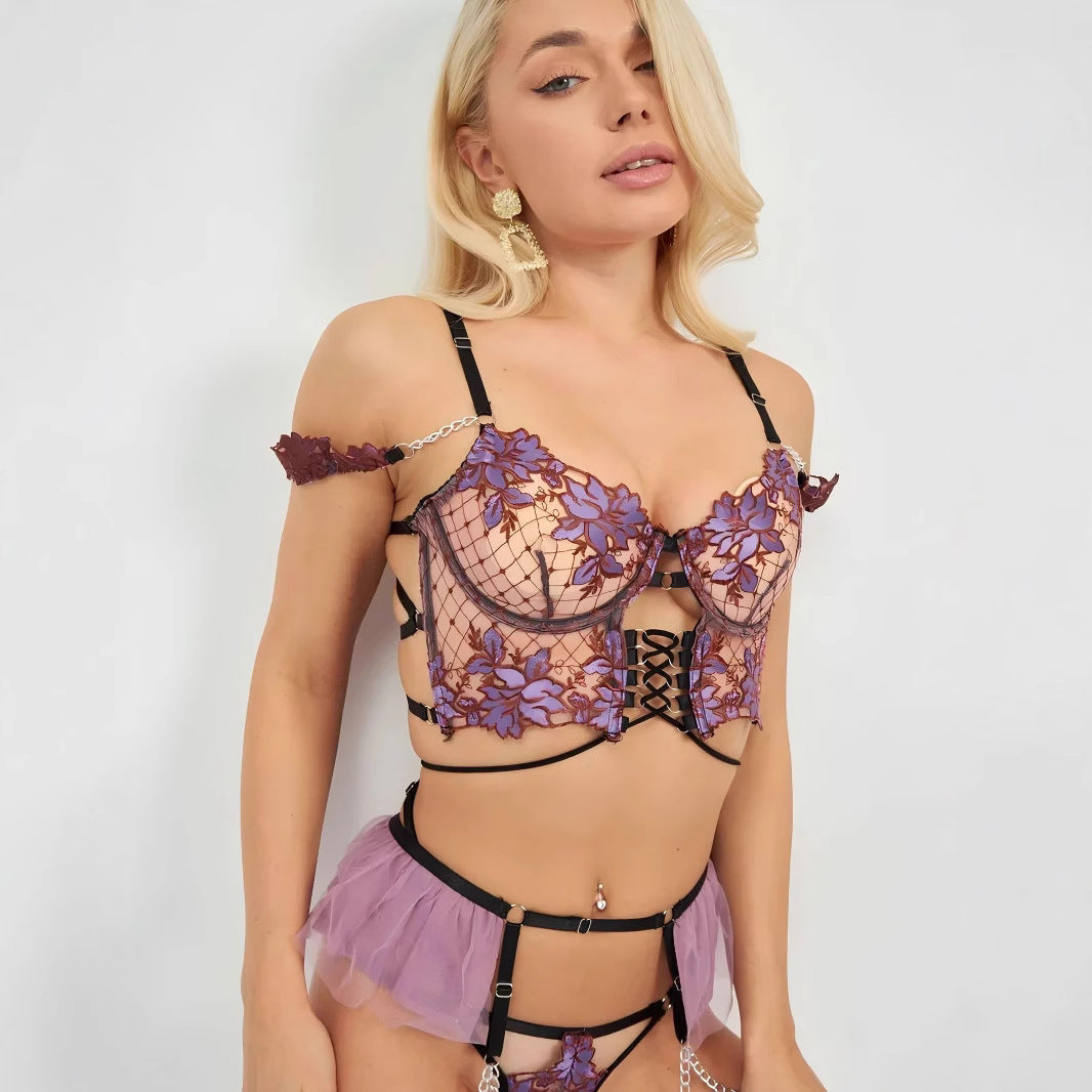 Embroidered Flower Gathered Cute Metal Chain Sexy Lingerie Four-piece Set