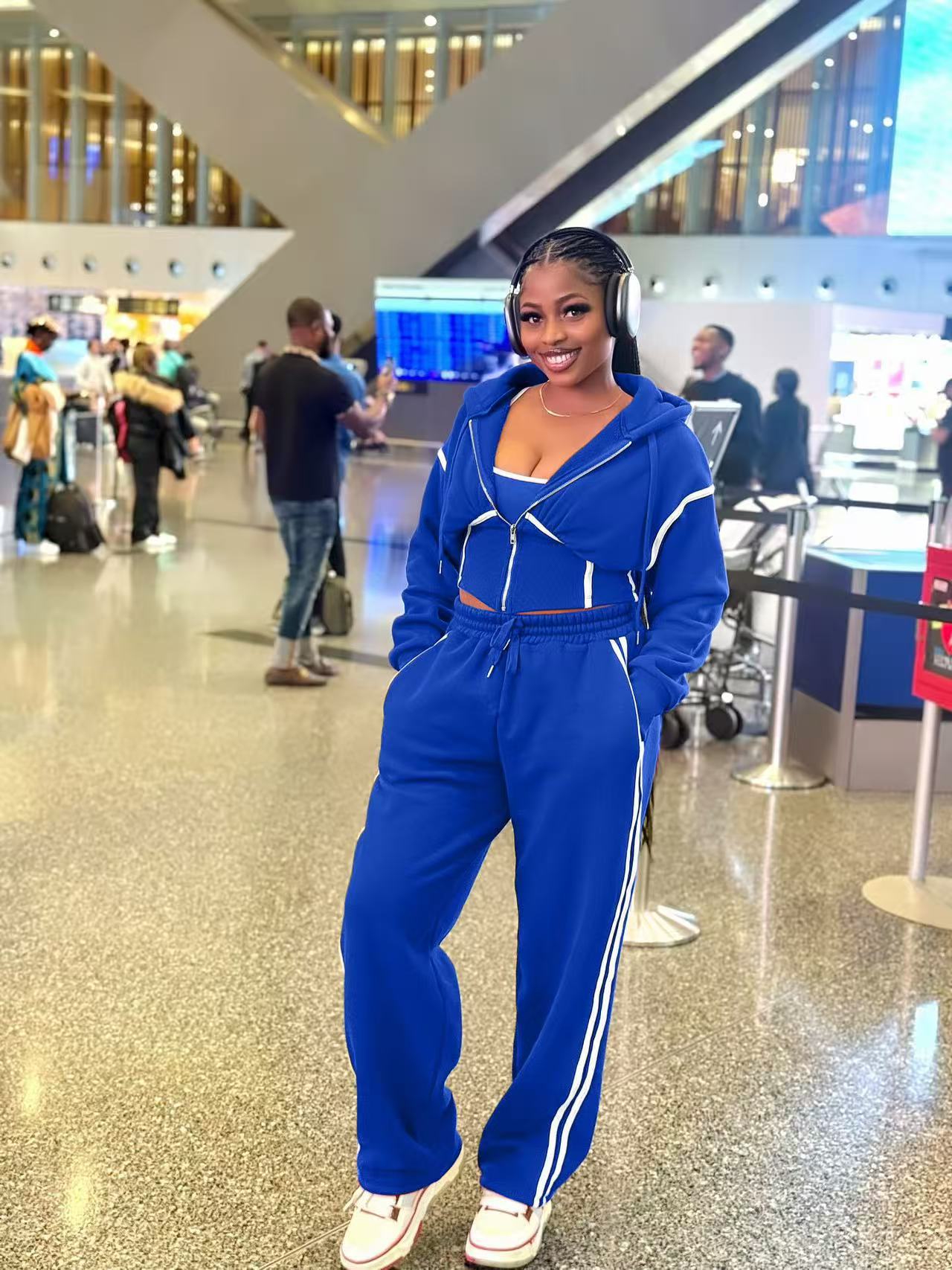 Fashionable Patchwork Hooded Sweatshirt Sports Casual Three-piece Suit