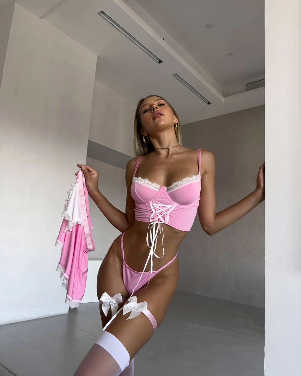 Cute Dress-up Strap Cross-hanging Sexy Bra Set 4-piece Set