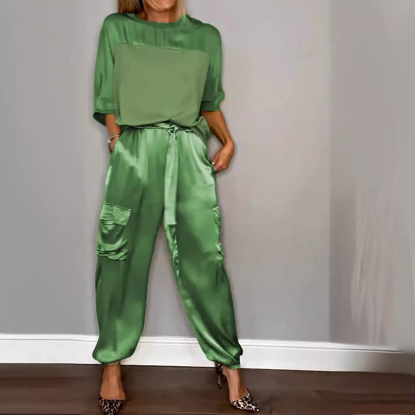 Fashionable Mercerized Satin Short Sleeve Top and Pants Set