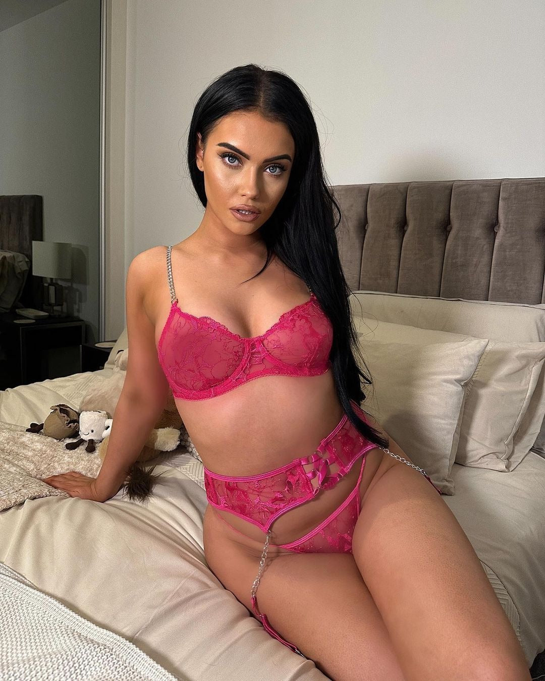 Sexy Lace Embroidery Chain Suspenders Waist Bodysuit Set