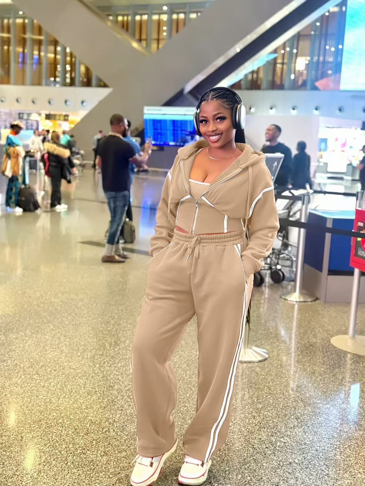 Fashionable Patchwork Hooded Sweatshirt Sports Casual Three-piece Suit