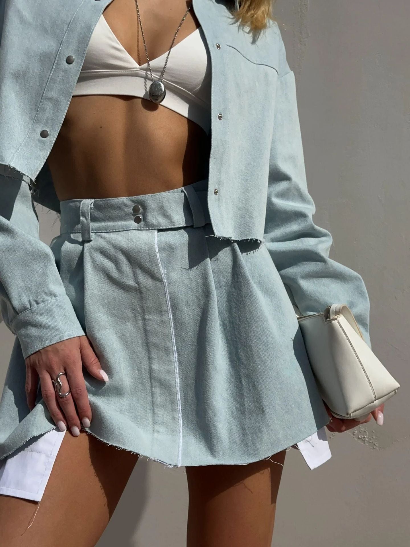 New Loose-fitting Solid Color Casual Shirt and High-waisted Skirt Suit