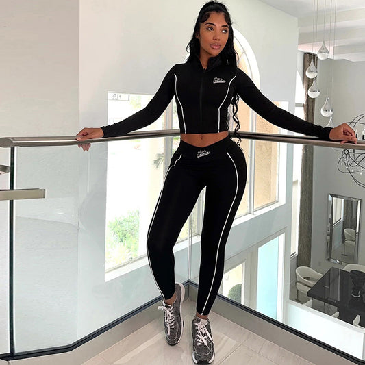 Sexy Navel-Baring Long Sleeve Top Slim Fit Hip-hugging Trousers Set