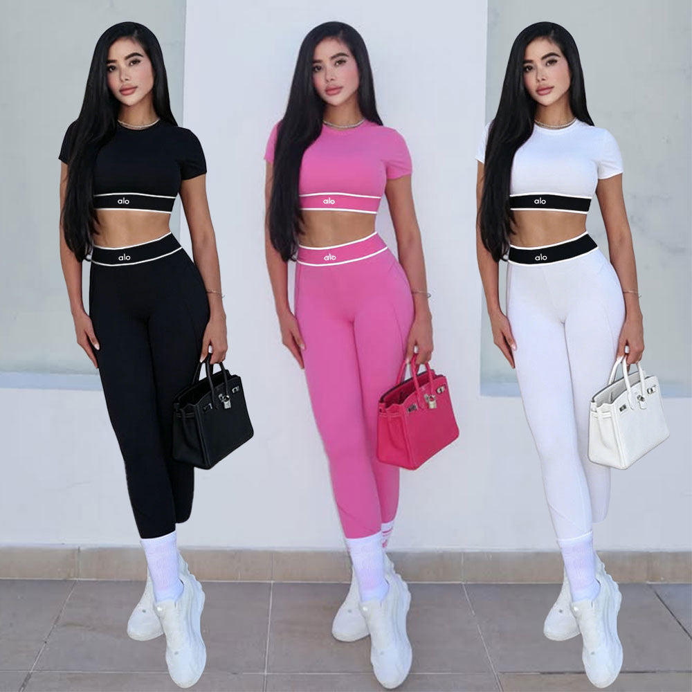 Simple Sweat-wicking Vest and Trousers Yoga Fitness Workout Set