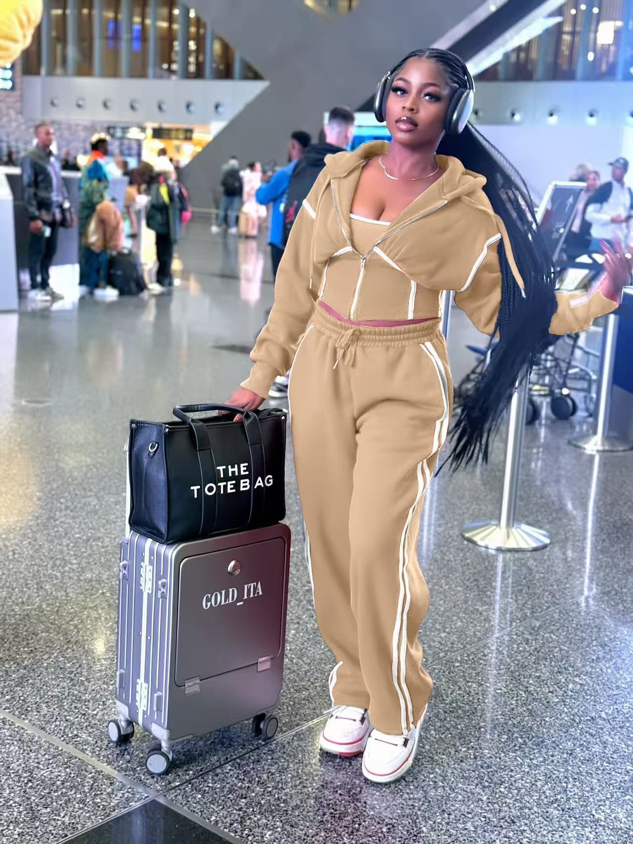 Fashionable Patchwork Hooded Sweatshirt Sports Casual Three-piece Suit