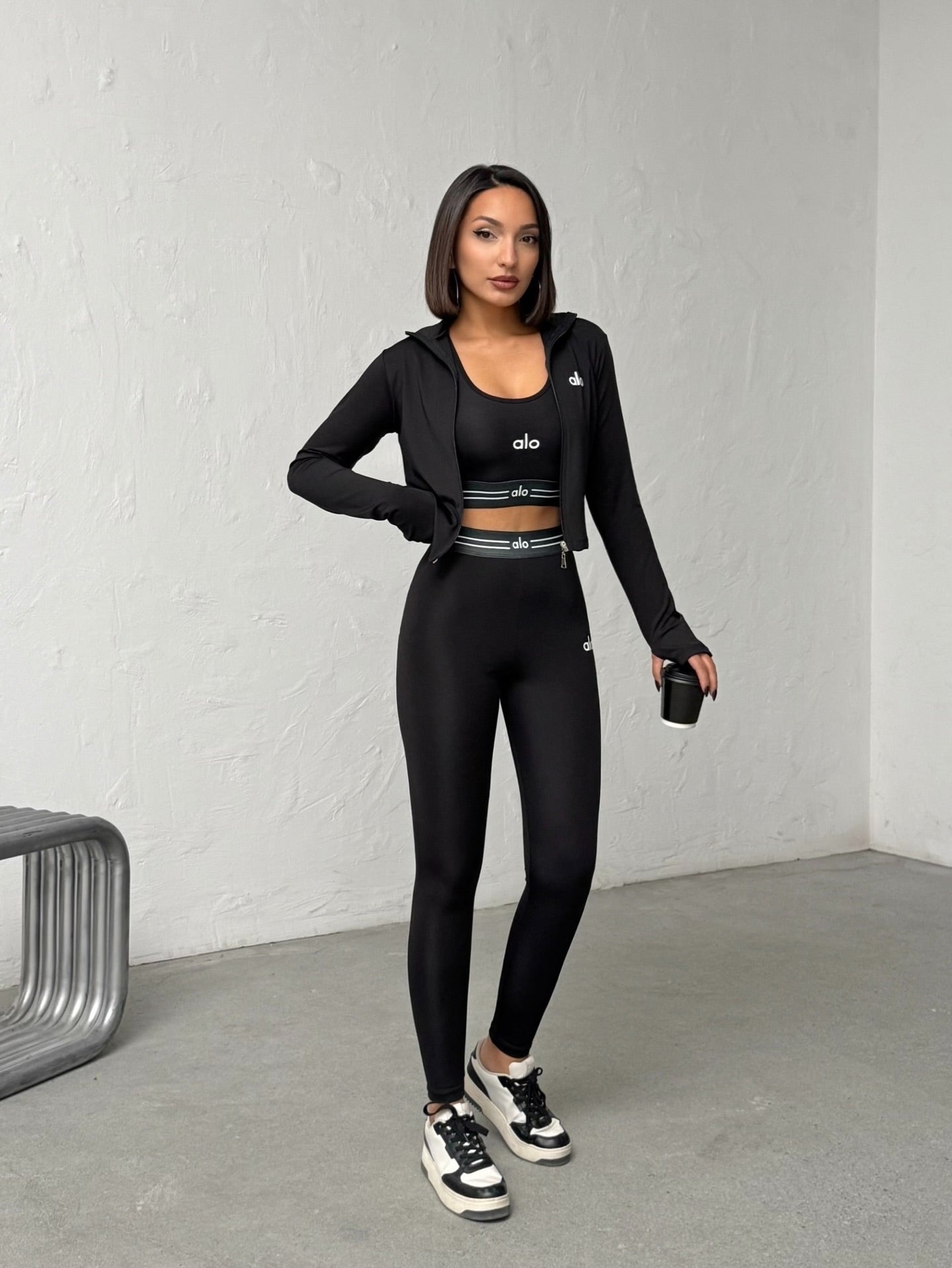Slim-fit, High-elasticity Running Sports Casual Three-piece Set (including Breast Pads)